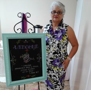 Meet your Posher, Edmee